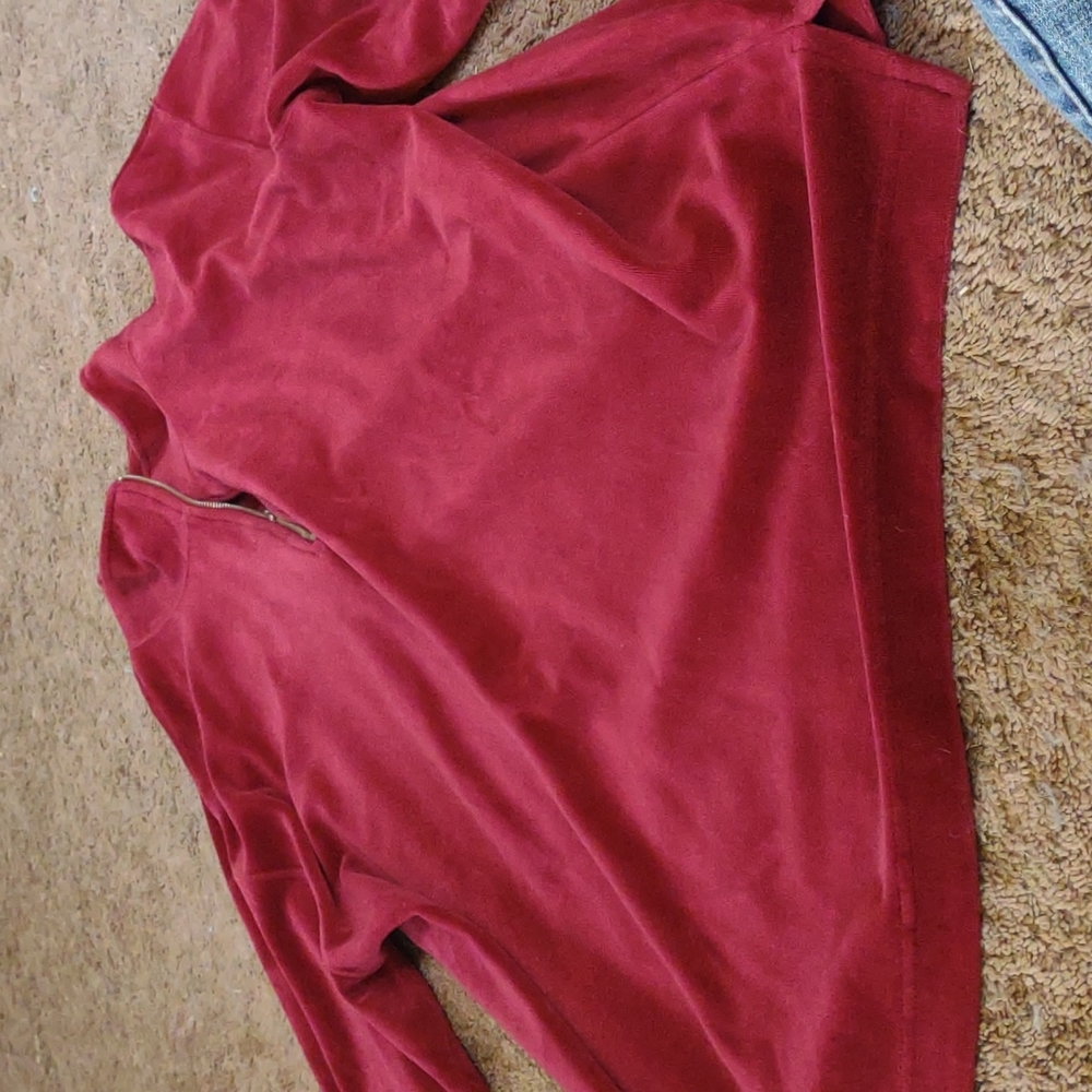 Talbot's xl fleece type of shirt, has partial zipper in front, raspberry red